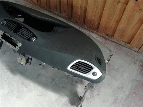 Salpicadero Renault Scenic III (JZ)(2009->) foto 3