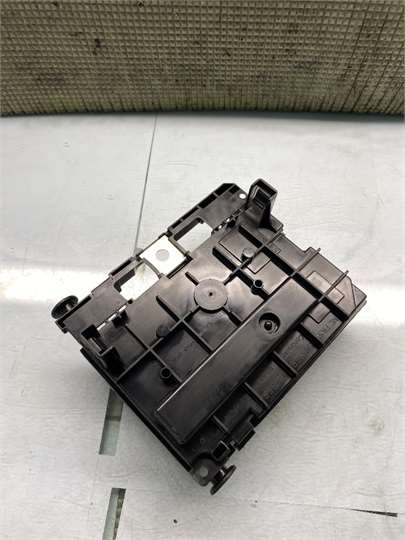 Caja Fusibles/Rele Peugeot 207 (2006->) foto 3