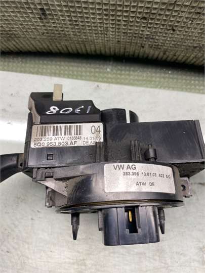 Mando Multifuncion Volkswagen Polo IV (9N1)(11.2001->) foto 4
