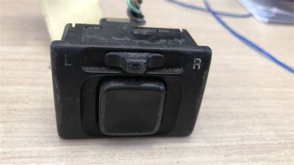 Mando Retrovisor Electrico Suzuki Baleno Berlina (SY/EG)(1995->)
