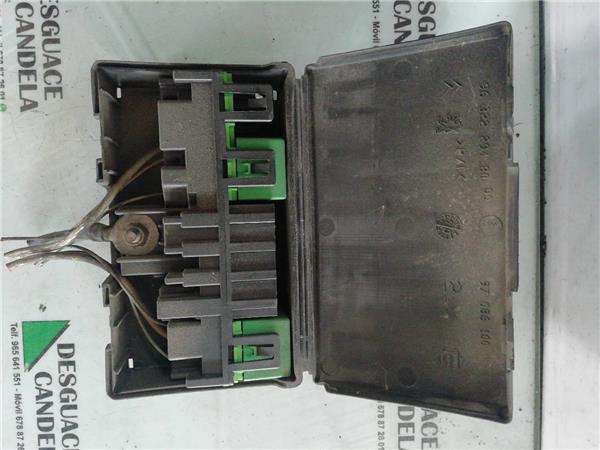 Caja Fusibles/Rele Peugeot Partner (S2)(2002->) foto 2