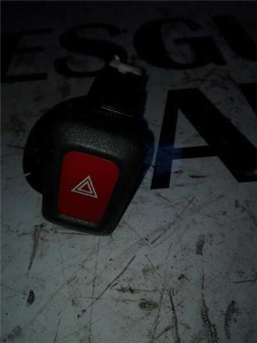 Interruptor Luces Emergencia Nissan Almera (N16/E)(01.2000->)