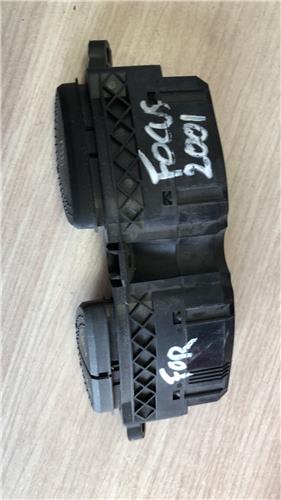 Interruptor Aire Acondicionado Ford Focus Berlina (CAK)(1998->) foto 3