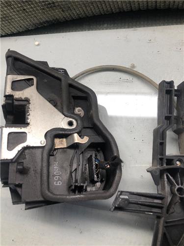 Cerradura Puerta Trasera Derecha BMW Serie 1 Berlina (E81/E87)(2004->) foto 4