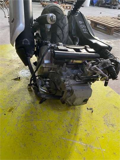 MOTOR COMPLETO SUZUKI BURGMAN foto 2