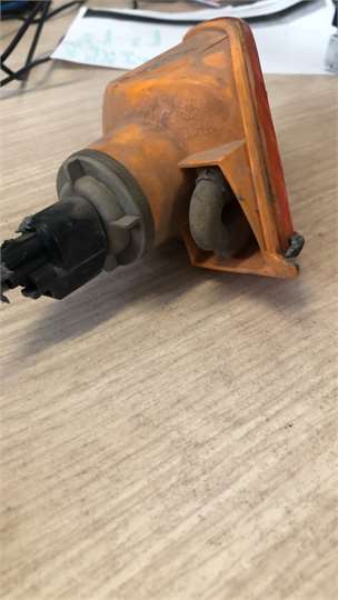 Intermitente Delantero Derecho Ford Focus Berlina (CAK)(1998->) foto 2