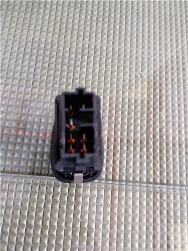 MANDO ELEVALUNAS TRASERO DERECHO Peugeot 406 Break (S1/S2)(01.1997->)