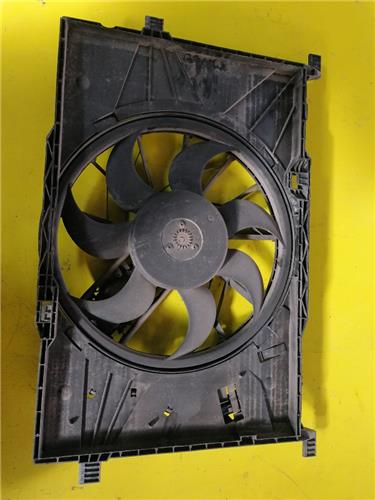 Electroventilador Mercedes-Benz Clase A (BM 169)(06.2004->) foto 2