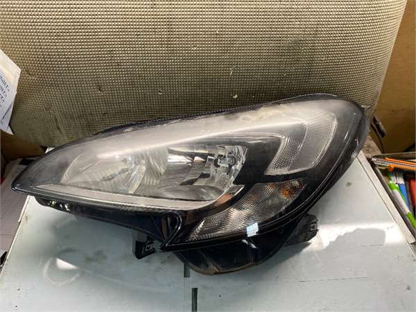 Faro Delantero Izquierdo Opel Corsa E (2014->)
