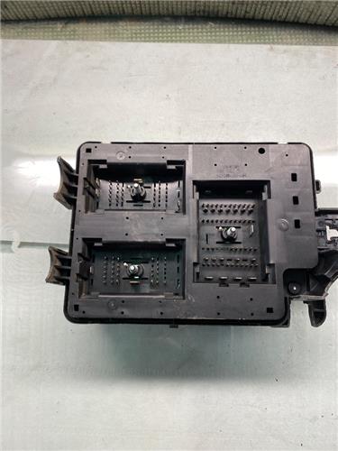 Caja Fusibles/Rele Chevrolet Aveo Hatchback (2011->) foto 2