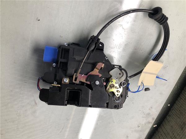 Cerradura Puerta Delantera Derecha Seat Ibiza (6L1)(04.2002->) foto 5