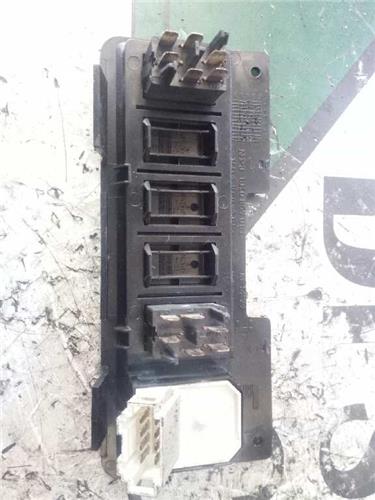 MANDO ELEVALUNAS DELANTERO IZQUIERDO Seat CORDOBA BERLINA foto 2