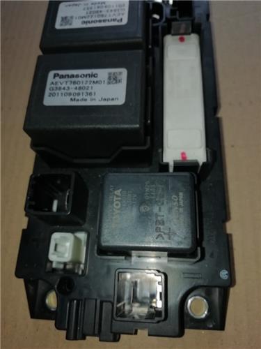Caja Fusibles/Rele Toyota Prius (ZVW30)(2009->) foto 4
