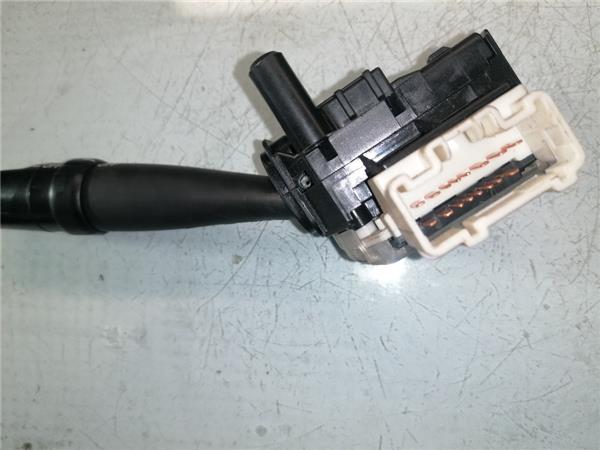 Mando De Luces Toyota Corolla Verso (R1)(2004->)