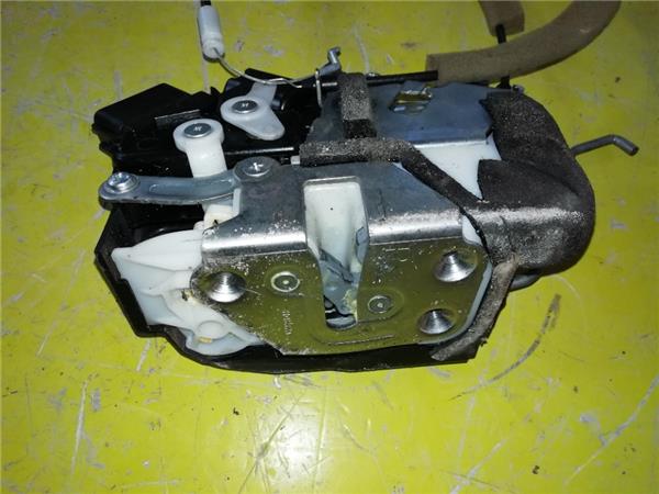Cerradura Puerta Delantera Derecha Mazda 3 Berlina (BK)(2003->) foto 4