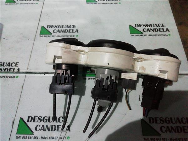 Mandos Calefaccion / Aire Acondicionado Ford Transit Connect (TC7)(2002->) foto 4