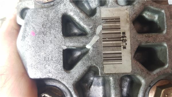 Bomba Servodireccion Toyota AVENSIS BERLINA foto 4