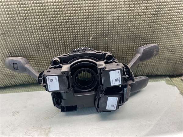Mando Multifuncion BMW Serie 1 Berlina (E81/E87)(2004->) foto 4