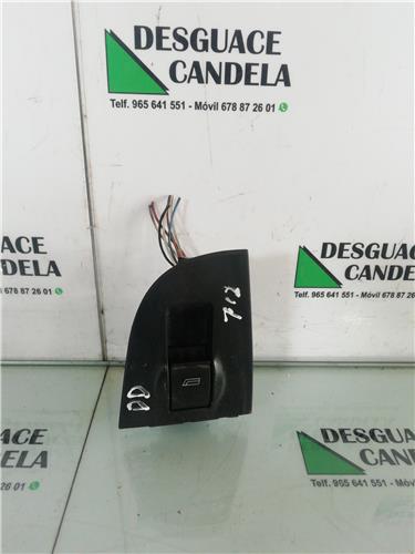 MANDO ELEVALUNAS DELANTERO DERECHO Audi A6 Berlina (4B2)(2001->)
