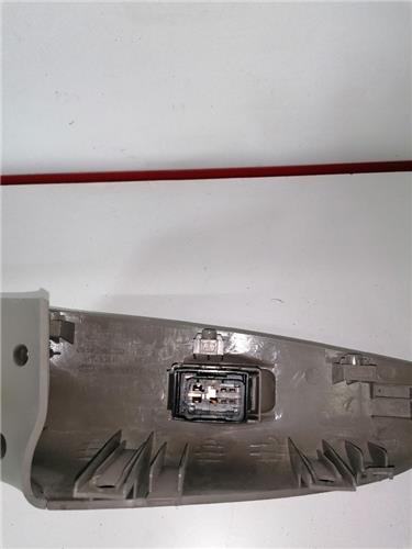 MANDO ELEVALUNAS TRASERO DERECHO Hyundai Tucson (JM)(2004->) foto 4