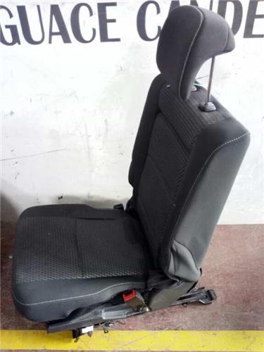 Asiento Trasero Central Toyota VERSO foto 3