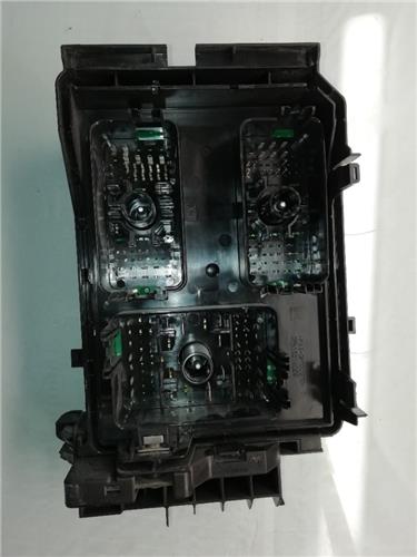 Caja Fusibles/Rele Opel Astra K Berlina 5p (09.2015->) foto 4