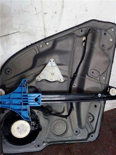 Elevalunas Electrico Trasero Derecho Volkswagen GOLF IV BERLINA foto 4