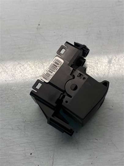 Interruptor freno mano eléctrico Renault Megane III Sport Tourer (2009->) foto 4