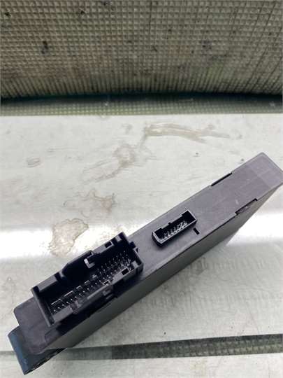 Modulo Electronico BMW Serie 1 Berlina (E81/E87)(2004->) foto 3
