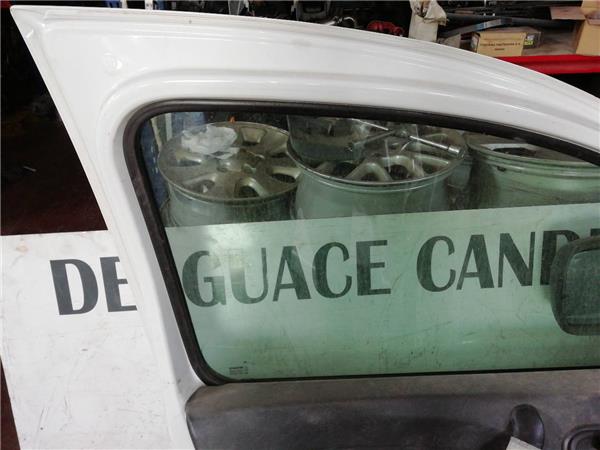 Puerta Delantera Izquierda Renault Kangoo II (F/KW0)(2008->) foto 3