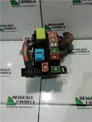 Caja Reles Mazda 323 BERLINA C/F/S