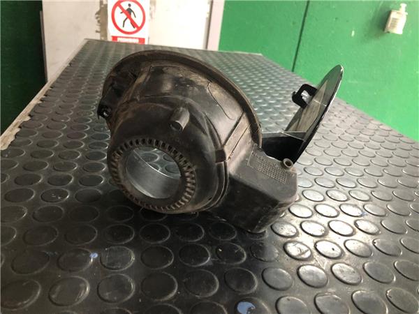 Tapa Exterior Combustible Volkswagen Golf IV Berlina (1J1)(10.1997->2004) foto 3