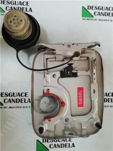 Tapa Exterior Combustible Nissan Almera Tino (V10M)(05.2000->) foto 3