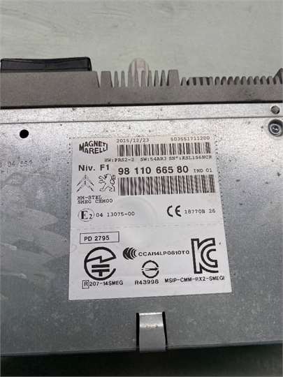 Radio / Cd Peugeot 208 (01.2012->) foto 4