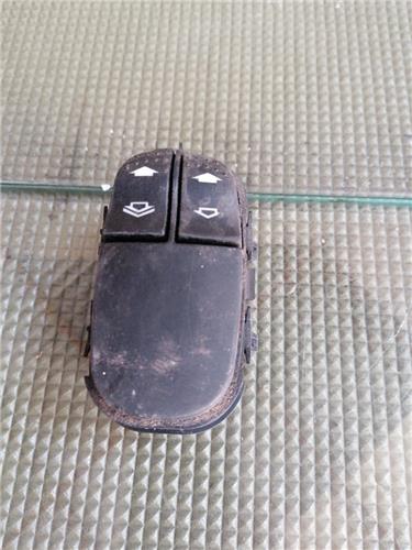 MANDO ELEVALUNAS DELANTERO IZQUIERDO Ford Focus Berlina (CAK)(1998->)