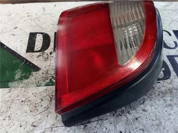 Piloto Trasero Izquierdo Renault MEGANE I BERLINA HATCHBACK foto 4