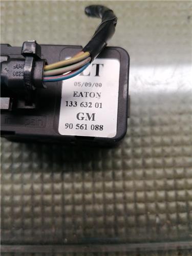 MANDO ELEVALUNAS DELANTERO IZQUIERDO Opel Zafira A (1999->) foto 3