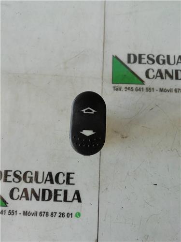 MANDO ELEVALUNAS DELANTERO DERECHO Ford Focus Berlina (CAK)(1998->)