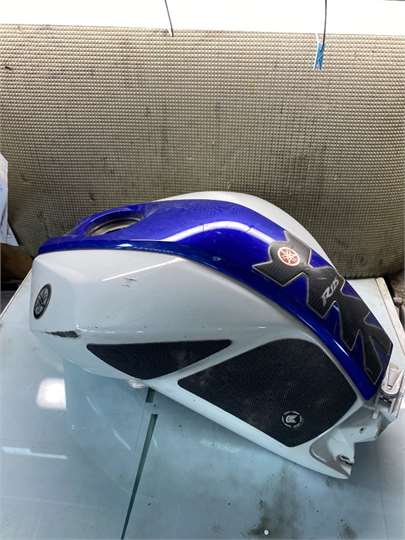Deposito Combustible YAMAHA YZF-R 125 foto 2