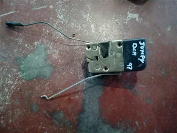 Cerradura Puerta Delantera Derecha