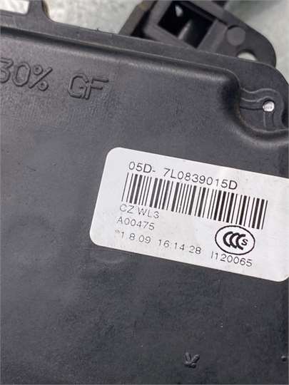 Cerradura Puerta Trasera Izquierda Skoda Octavia Combi (1Z5)(2008->) foto 2