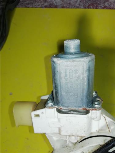 Elevalunas Electrico Delantero Derecho BMW Serie 1 Berlina (E81/E87)(2004->) foto 2