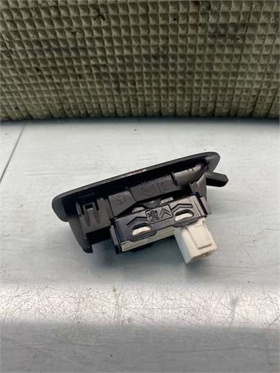 MANDO ELEVALUNAS TRASERO IZQUIERDO Citroen C4 Picasso/Spacetourer (05.2013->) foto 4
