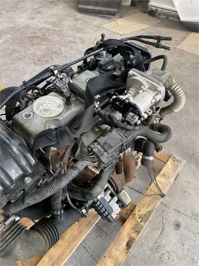 Motor Completo Ford Focus Berlina (CB4)(2008->) foto 3