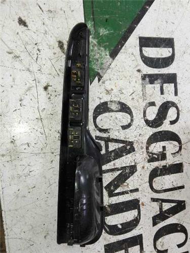 MANDO ELEVALUNAS DELANTERO IZQUIERDO Seat CORDOBA BERLINA foto 3