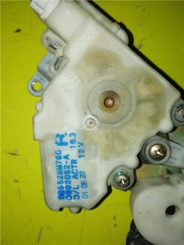 Cerradura Puerta Trasera Izquierda Nissan Almera (N16/E)(01.2000->) foto 3