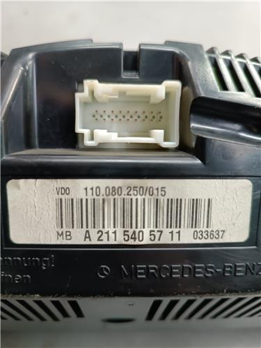 Cuadro Instrumentos Mercedes-Benz Clase E (BM 211) Berlina (01.2002->) foto 4