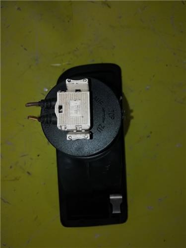 Faro Antiniebla Izquierdo BMW Serie 3 Berlina (E36)(1990->) foto 4
