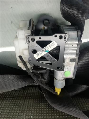 cinturon seguridad delantero derecho mercedes