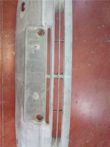 Paragolpes Delantero Mercedes-Benz SPRINTER  CAJA CERR. foto 3